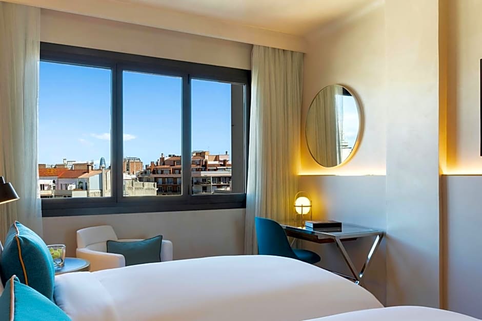 Renaissance by Marriott Barcelona Hotel