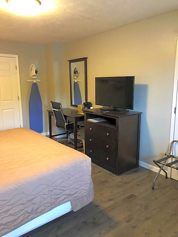 Deerfield Inn and Suites - Fairview