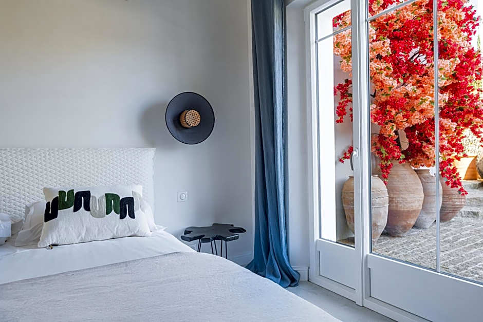 Secret d'Uzès - Le Duché - Piscine chauffée et Jacuzzi