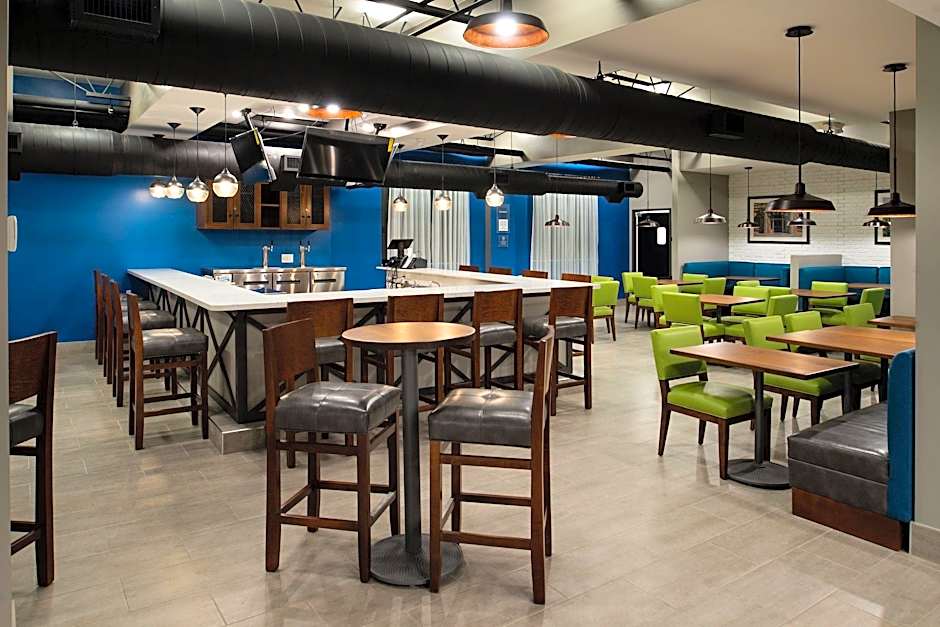 Four Points by Sheraton Omaha Midtown