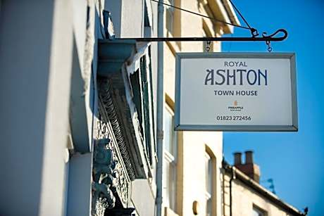 Royal Ashton Townhouse - Taunton