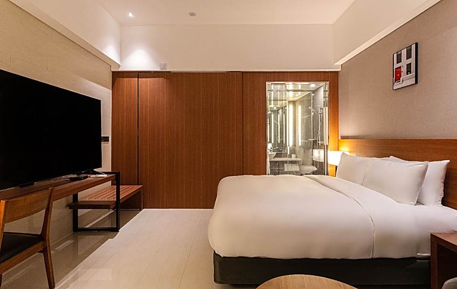 Photo 1 of 18 of Junior Suite