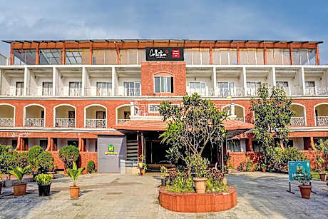 Collection O Martins Inn