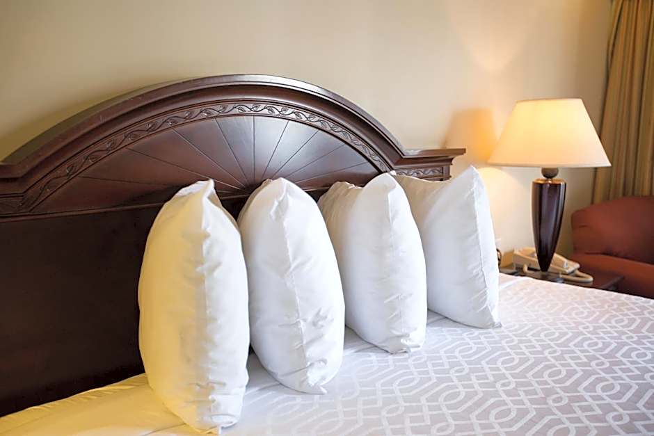 Queens Inn Anaheim