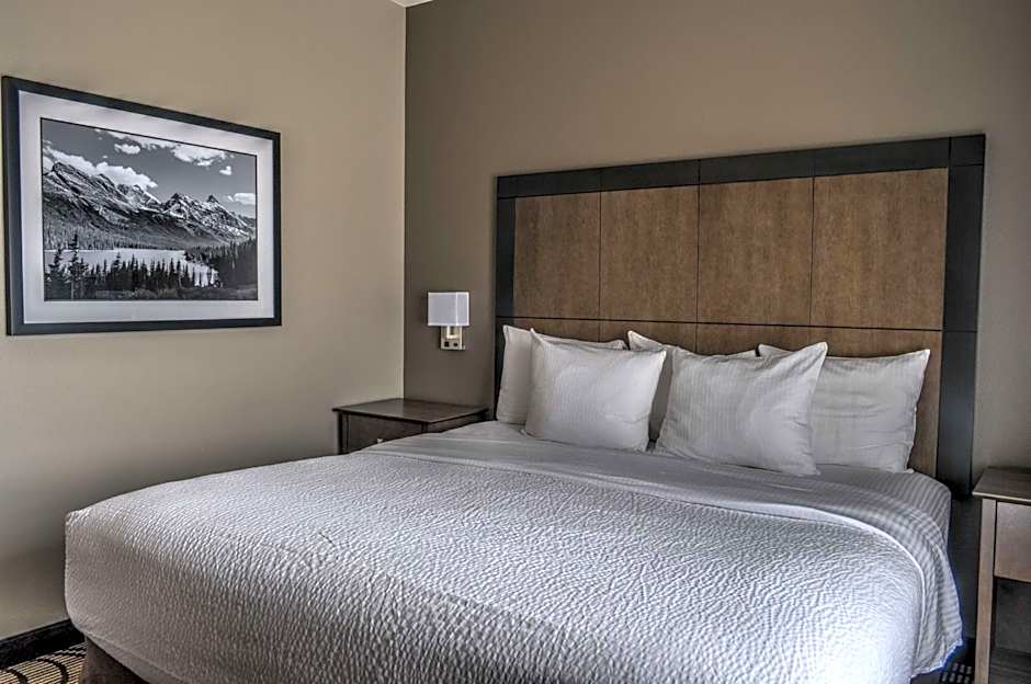 Best Western Plus Kalispell/Glacier Park West Hotel & Suites