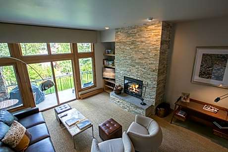 Highlands Townhome by Vail Realty