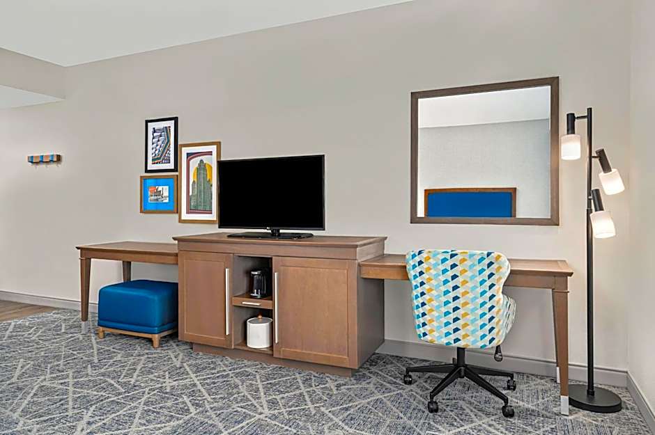 Hampton Inn By Hilton Chicago North-Loyola Station, Il