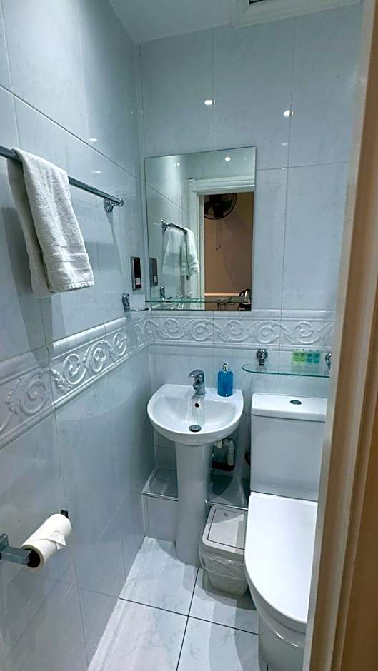 Classic Hyde Park Hotel