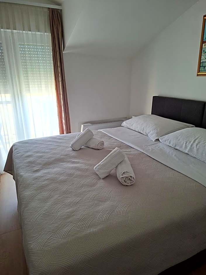 Foto 1 de 24 de Triple Room