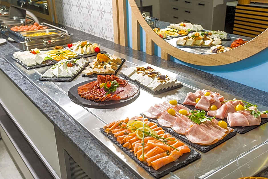 Olive Villas Beach Hotel