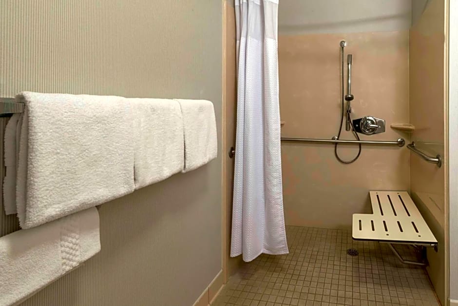 Courtyard by Marriott Lakeland