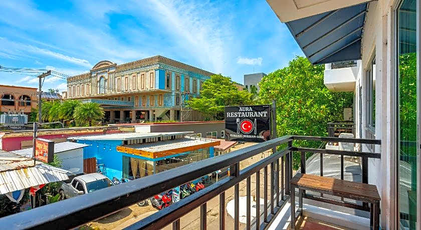 Kata Station Boutique Hotel, Kata Beach