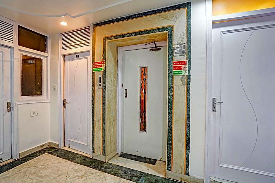Hotel O City Palace