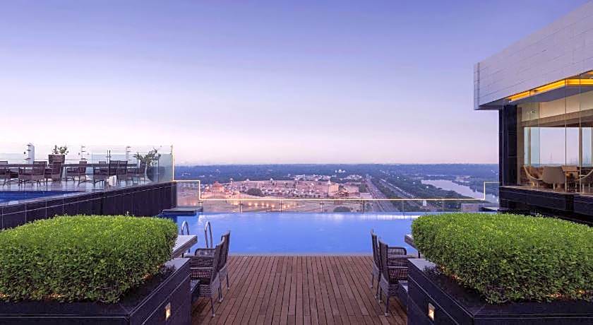 Renaissance Lucknow Hotel