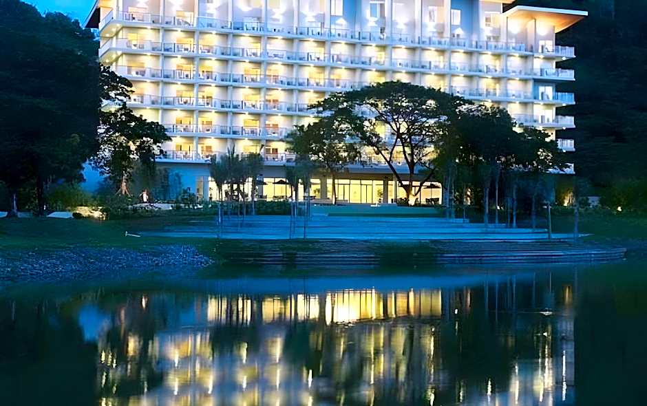 Pico Sands Hotel