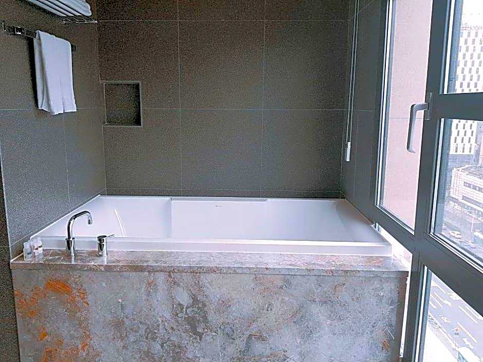 Yeoubi Hotel