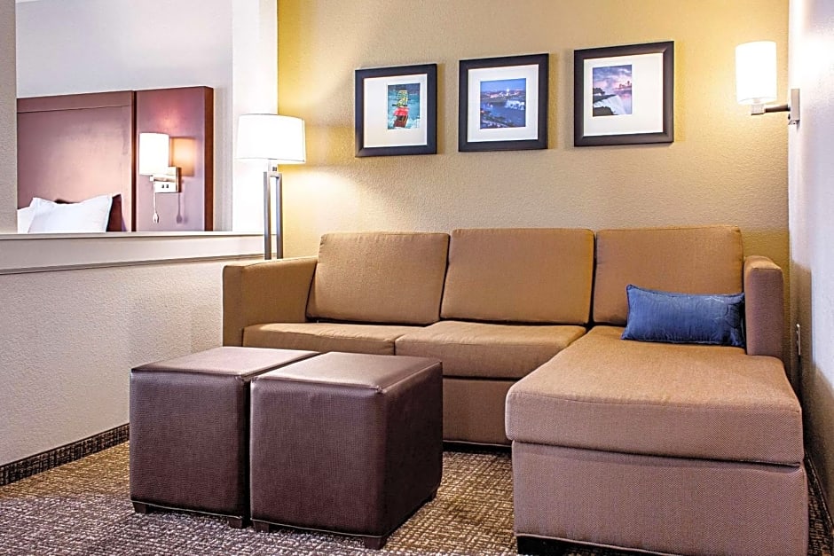 Comfort Inn & Suites Niagara Falls Blvd USA
