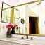VILLA PARA 8p 6A 2M dentro del HOTEL a un costado del Krystal IXTAPA cuenta con playa y WIFI