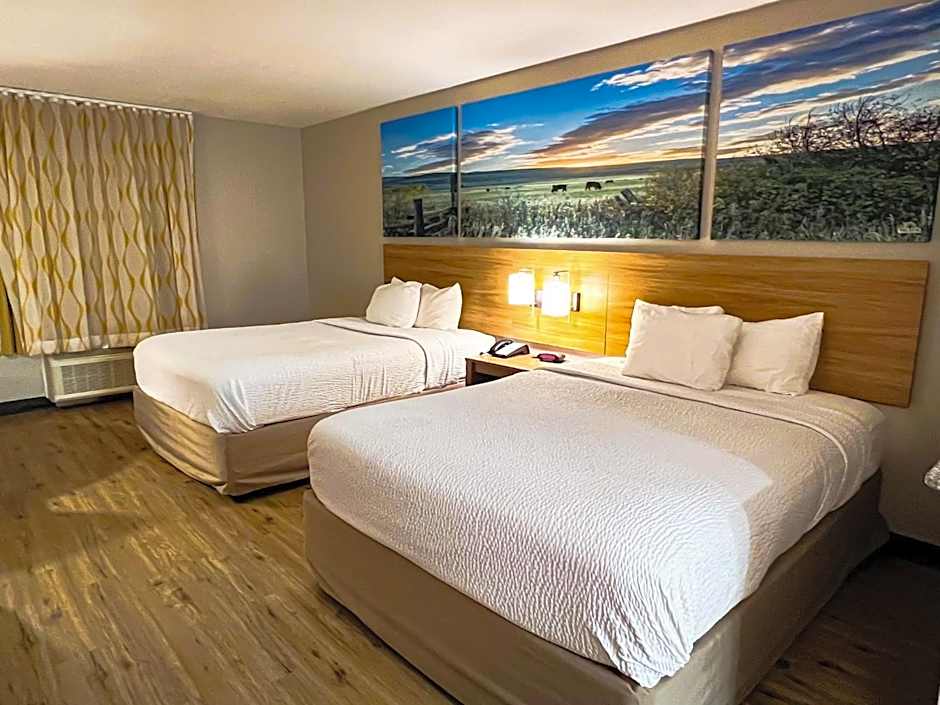 Days Inn by Wyndham Dallas Plano