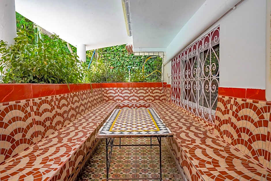 Riad Salt River