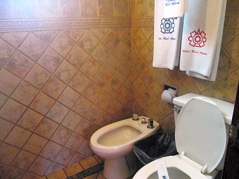 Hotel Real Azteca