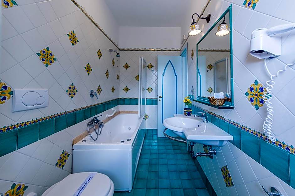 Riviera B&B Rooms & Apartment SEA-VIEW