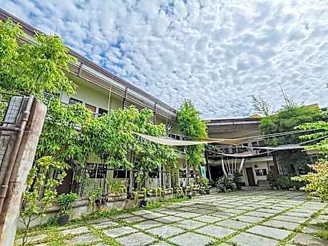 RedDoorz near KCC Mall Gensan