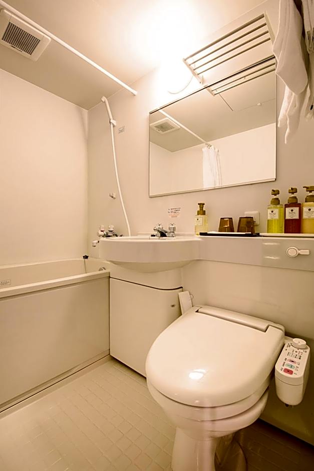 Osaka Moriguchi Plaza Hotel