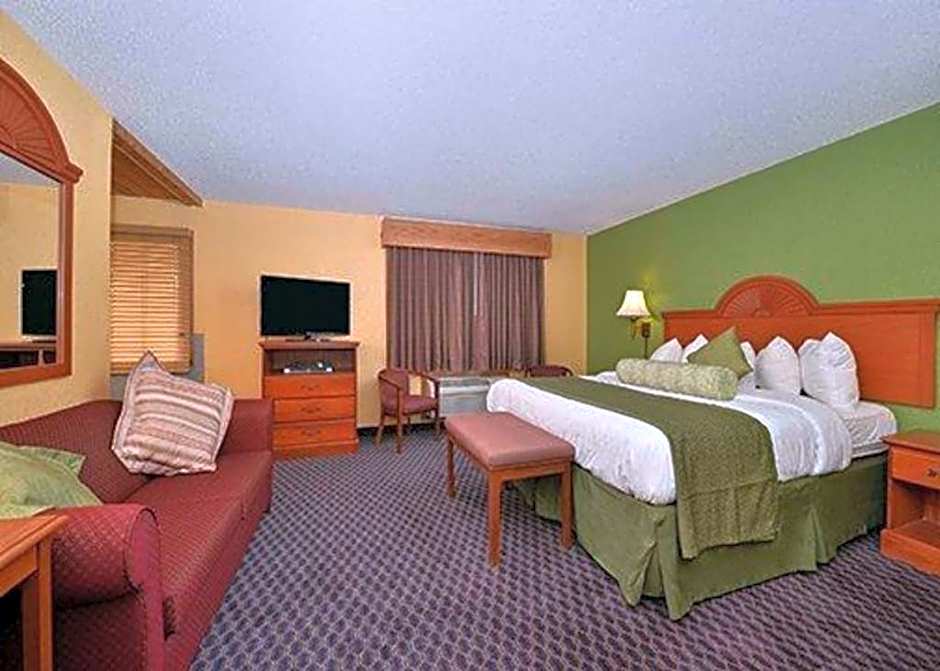 Quality Inn & Suites Grinnell near University