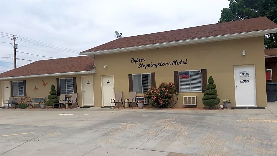 Bybee's Steppingstone Motel