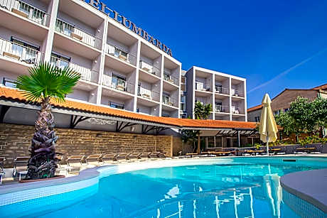 Standard Sea View Twin Room