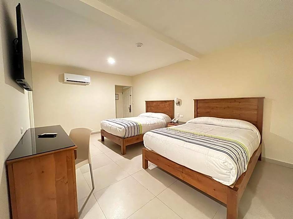Hotel Baja