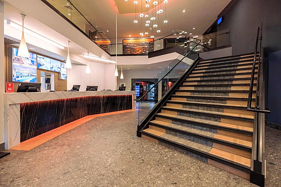 Hotel Universel, Centre De Congres Riviere-Du-Loup