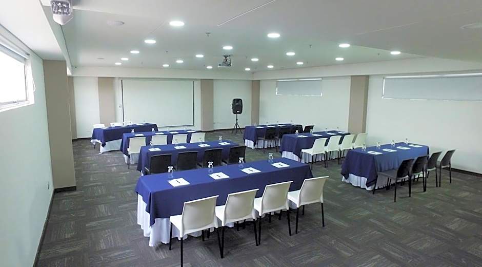 Hotel WLH Bogota - White Lighthouse