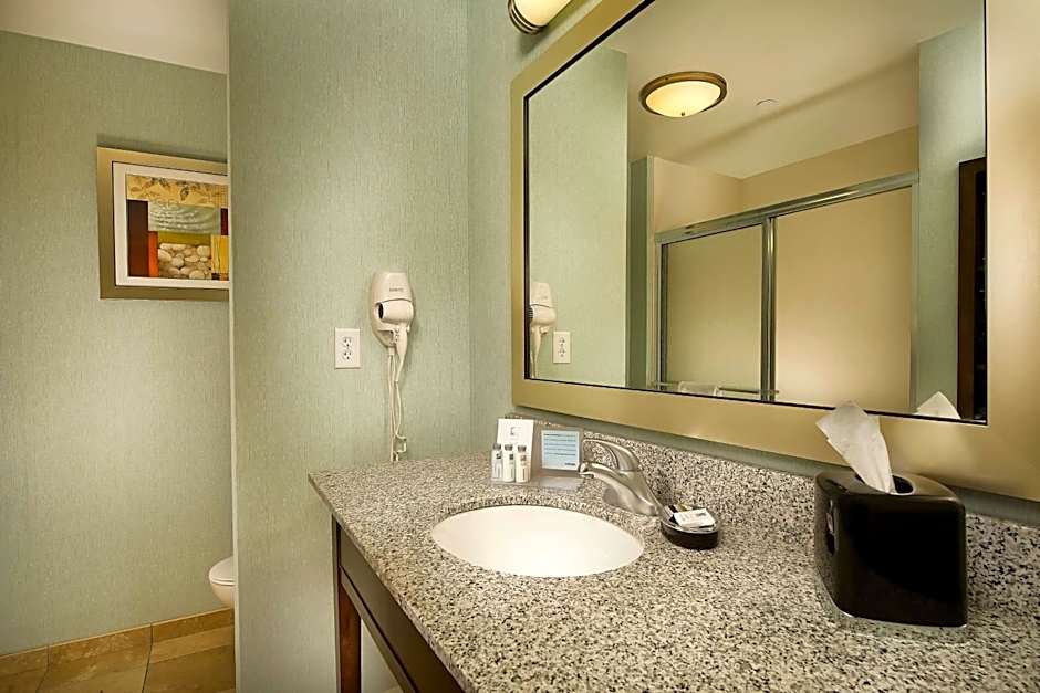 Hampton Inn By Hilton Pampa