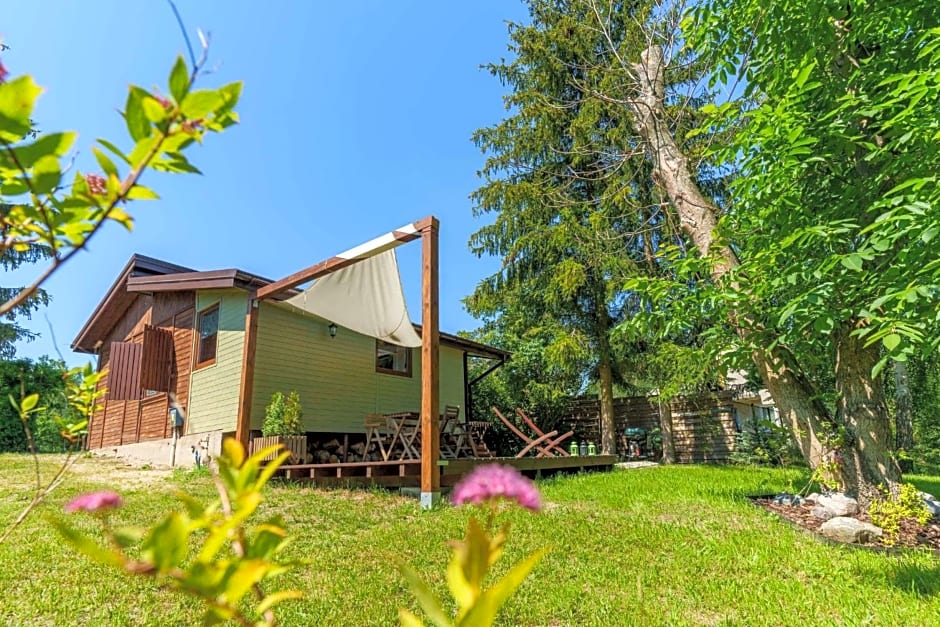 Domek letniskowy nad jeziorem