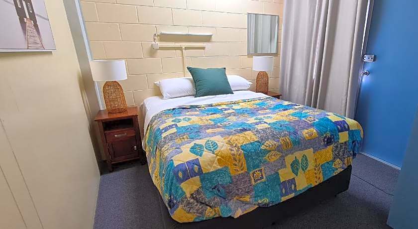 Emthree Seaside Apartments