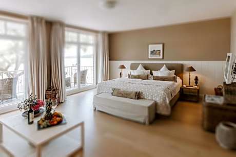 Junior Suite - Sea Side