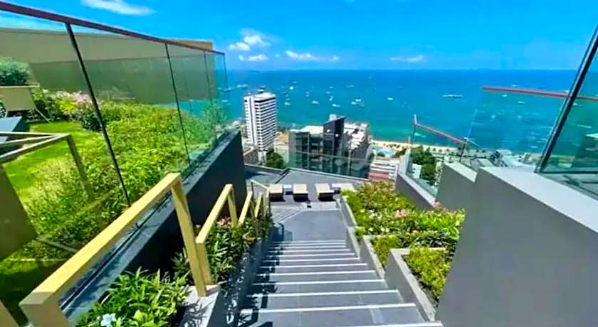 THE EDGE CENTRAL PATTAYA ??????????????????????? 