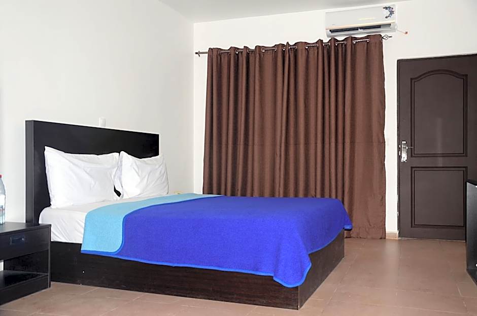 Riviera Taouyah Hotel