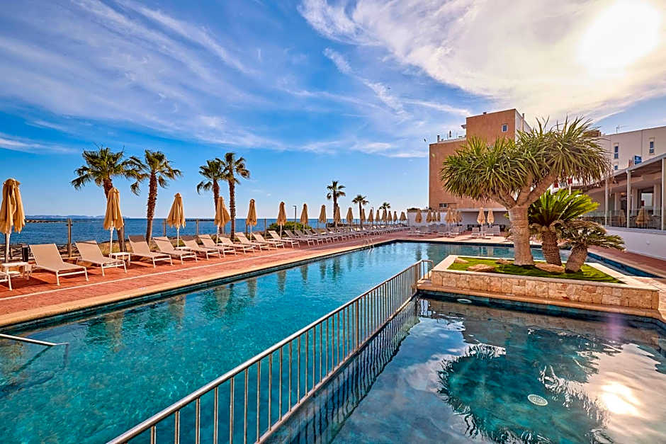 Universal Hotel Romantica
