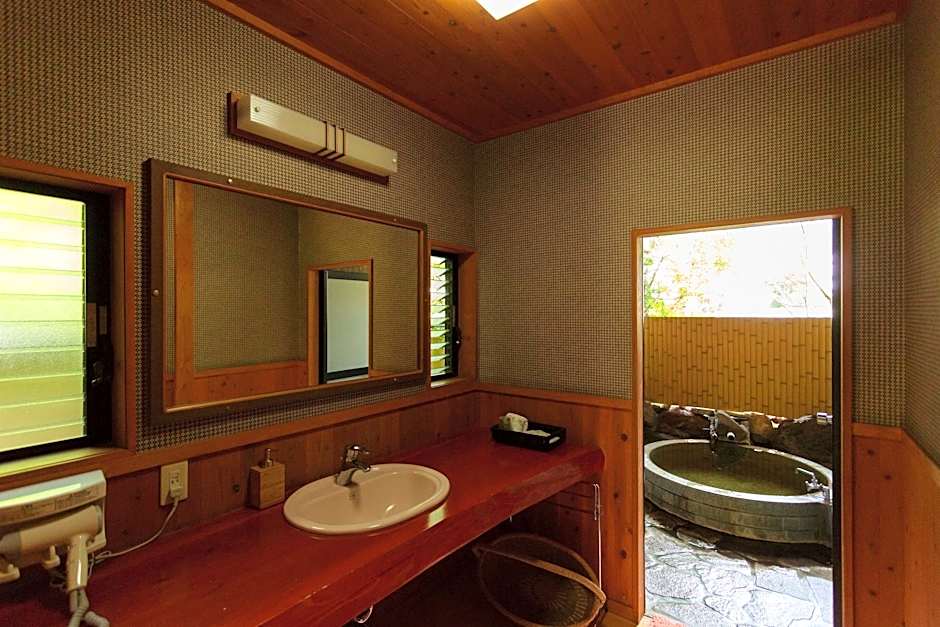 Yufuin Ryokan Nogiku