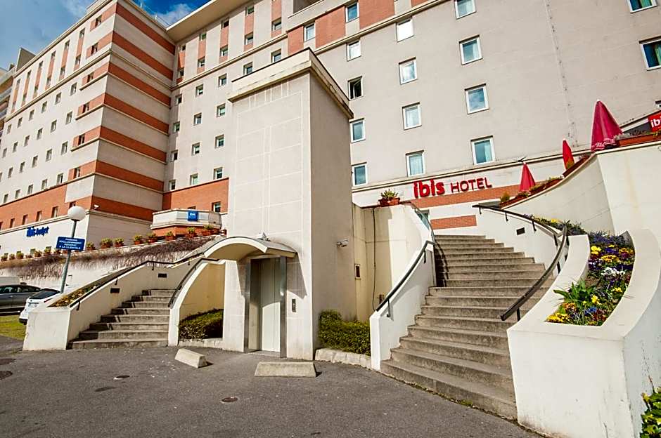 ibis Paris La Defense Courbevoie