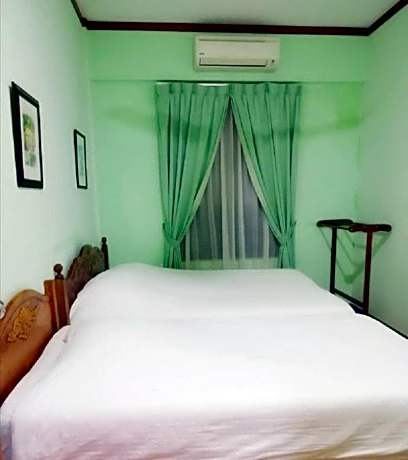 Basic Triple Room