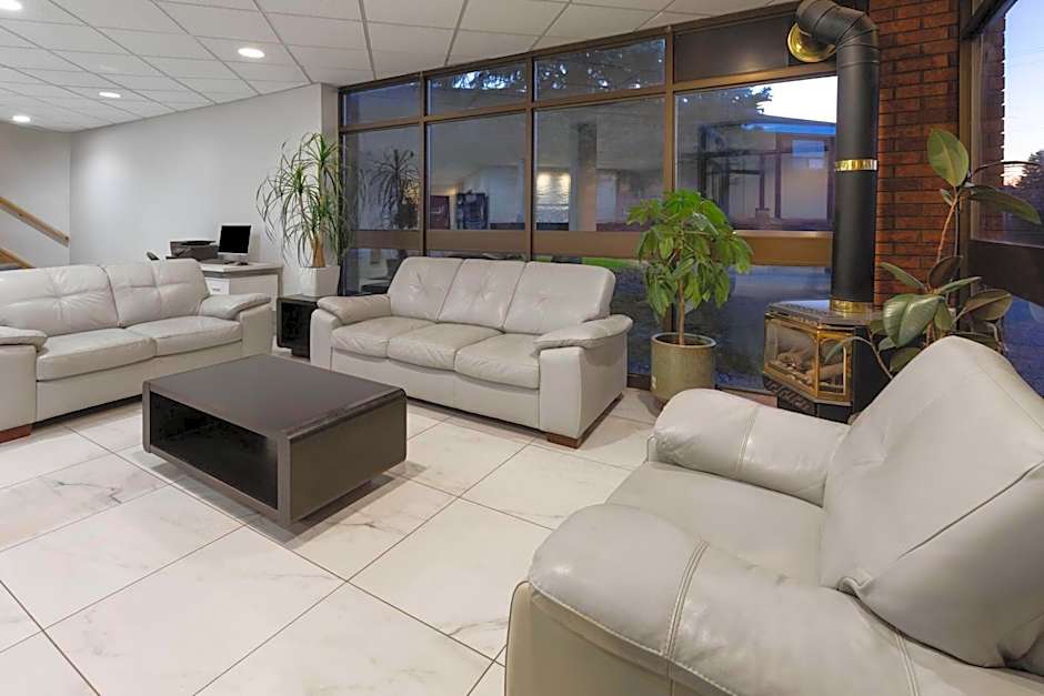 Ramada by Wyndham Arnprior