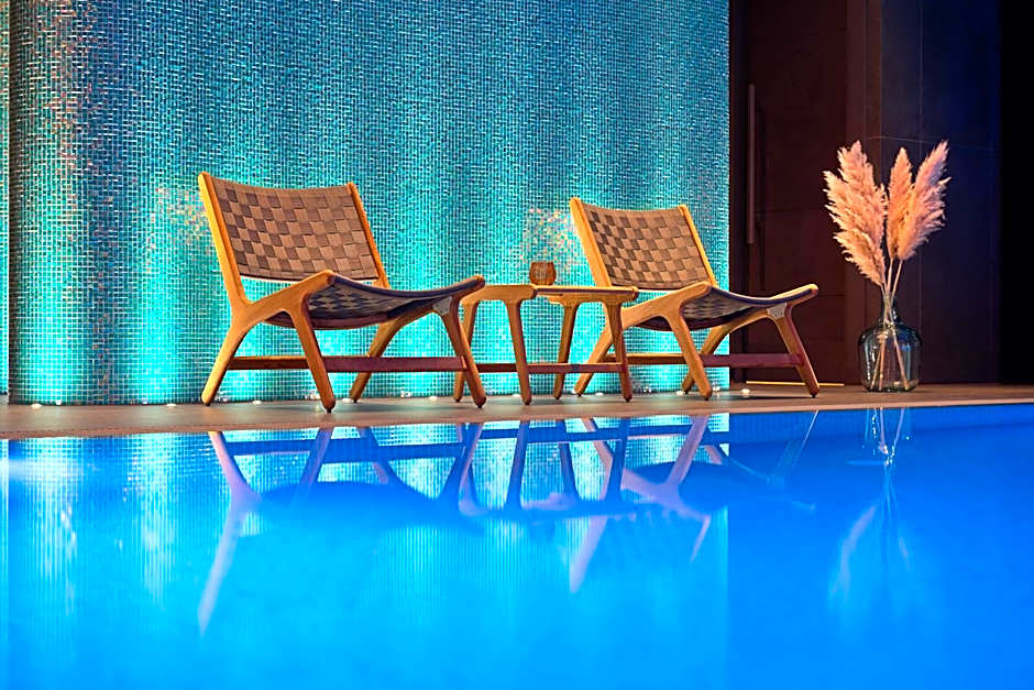 Time Boutique Hotel