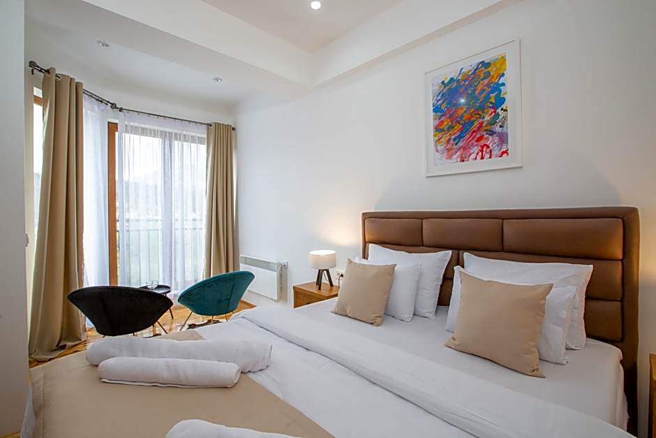 NORTH STORY - Luxury Chalet - Apartments & rooms
