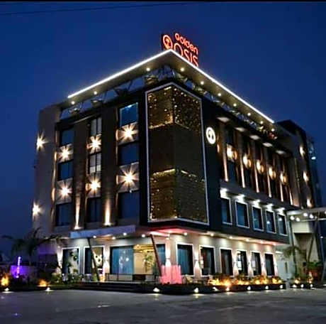 Golden Oasis Hotel 