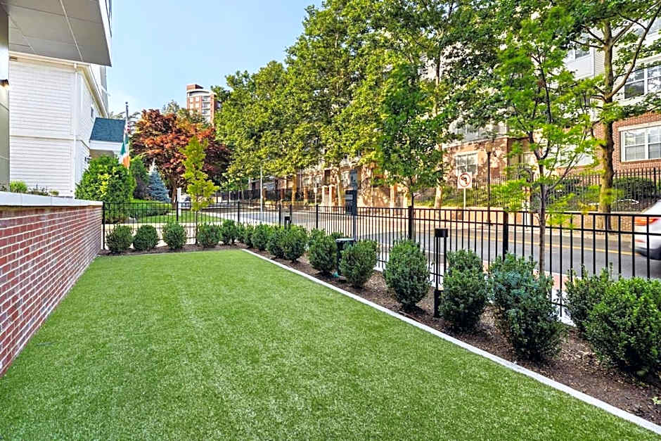 Luxury Apartments by Hyatus at The Asher