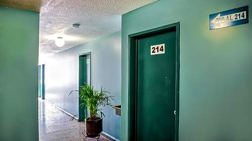 Hotel Emily